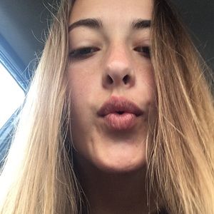 Meet your Posher, Courtney